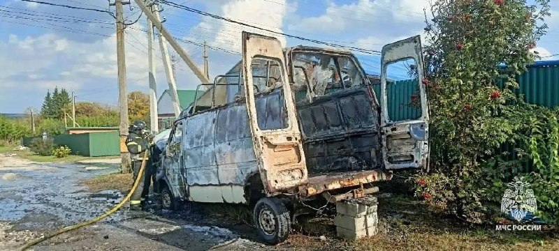 Фотография к публикации «Под Плавском загорелась грузовая «Газель»»